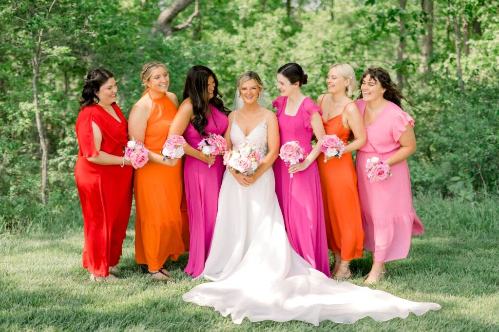 missouri_wedding_photographer_best_light_nature_flowers_outdoors_farm_white_barn_red_oak_valley_ownesville_mo_videography_photography_dress_inspo_ideas_near_me_find_bright_pink_colorful_summer_spring_haven_hill_studio