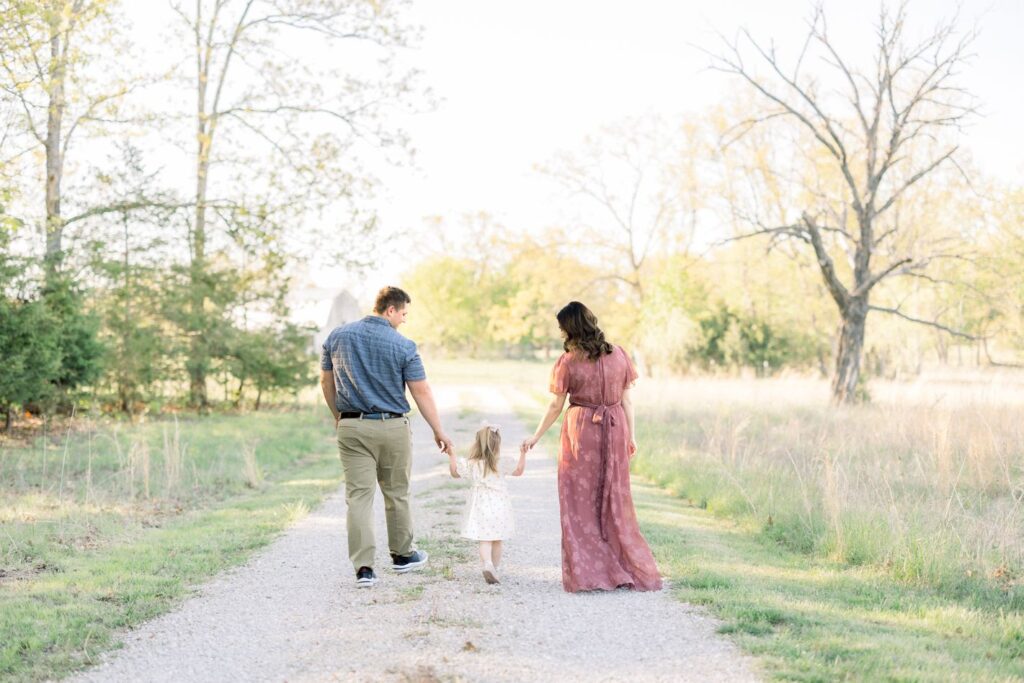 rolla_mo_photographer_best_missouri_family_maternity_newborn_full_service_makeup_dresses_outfits_printing_framing_baby_birthday_toddler_studio_indoor_milestone_photos_session_