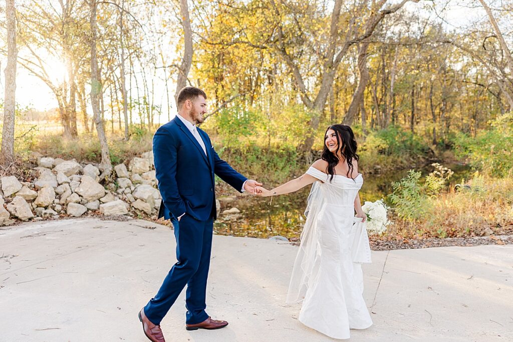 Romantic bride and groom portraits at Red Oak Valley in Owensville Missouri 
